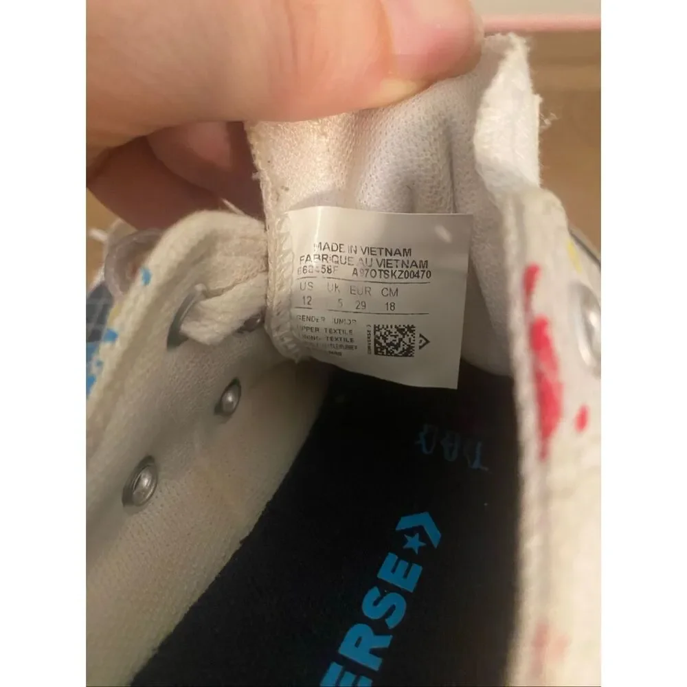 Converse size 12 world traveler map sneakers kids boys girls white multicolor